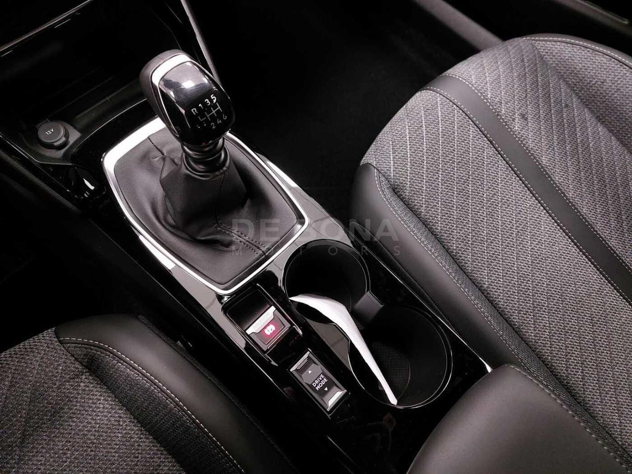 Peugeot Peugeot 2008 usata, con 5 porte