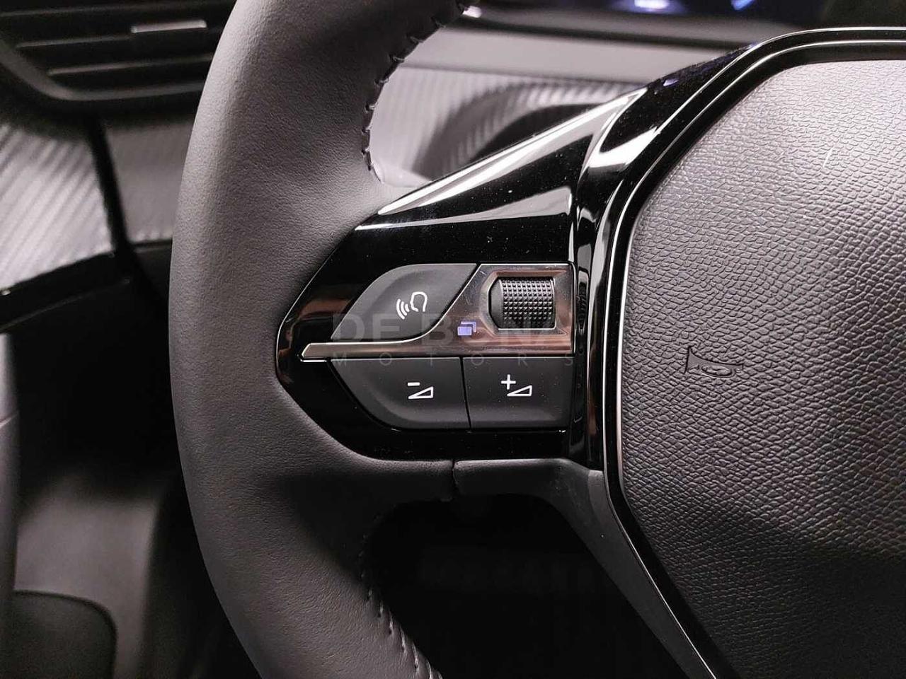 Peugeot Peugeot 2008 usata, con 5 sedili