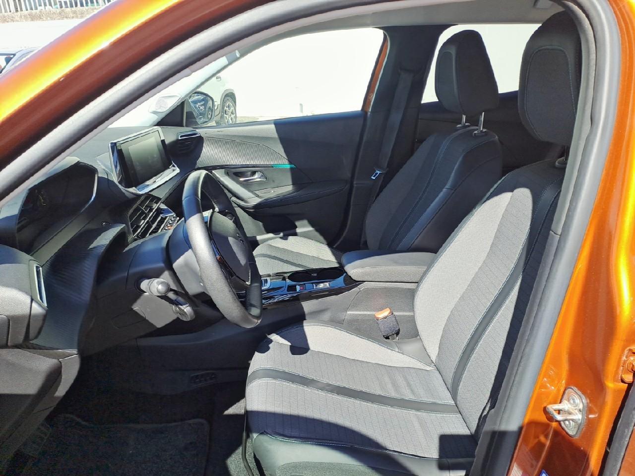 Peugeot Peugeot 2008 usata, con climatizzatore a controllo automatico