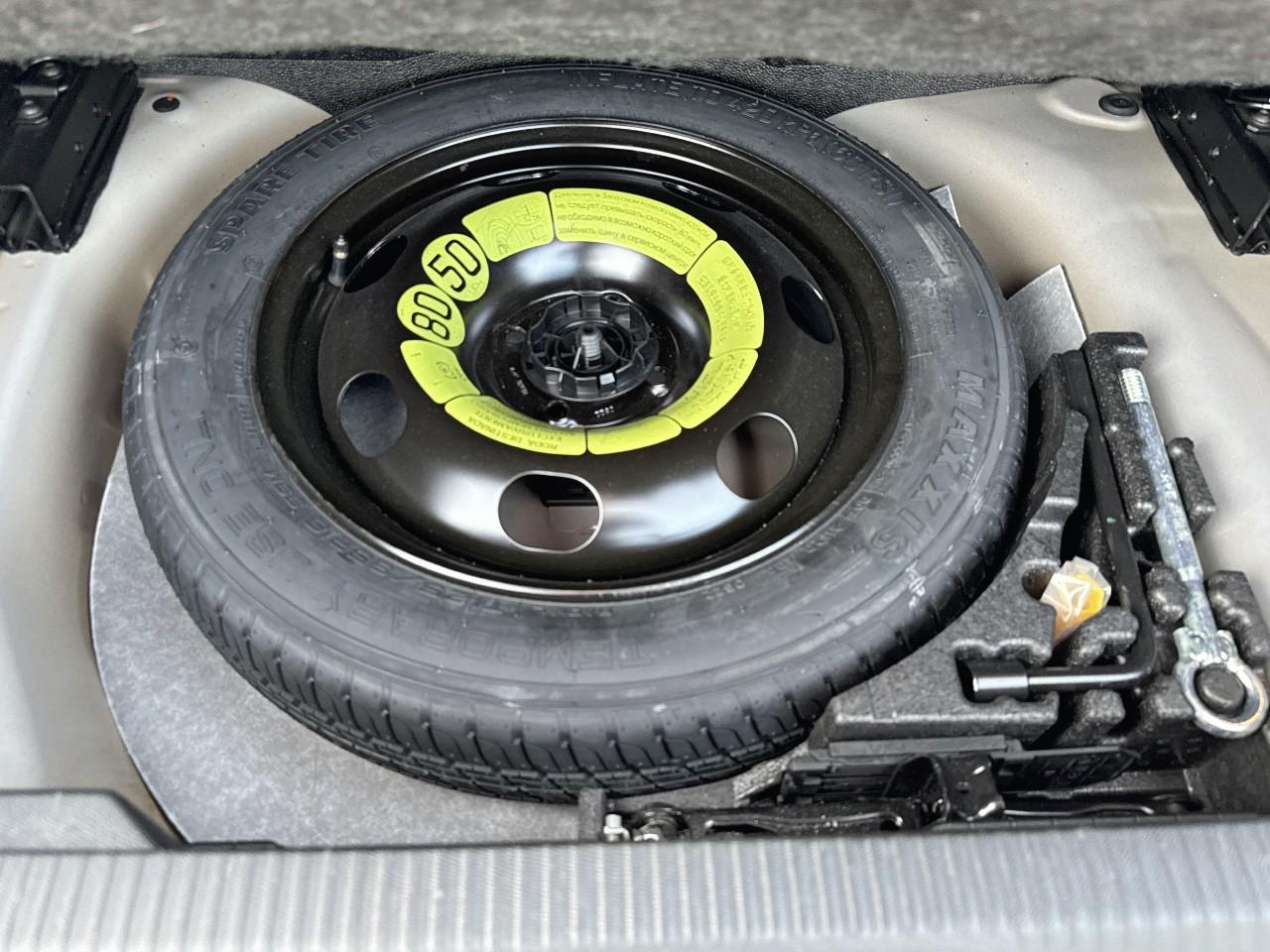 Peugeot Peugeot 2008 usata, con 6 altoparlanti