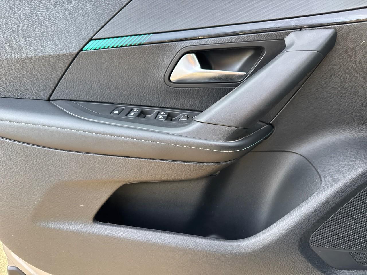 Peugeot Peugeot 2008 usata, con airbag anteriore conducente, airbag anteriore passeggero con interrutore di disattivazione