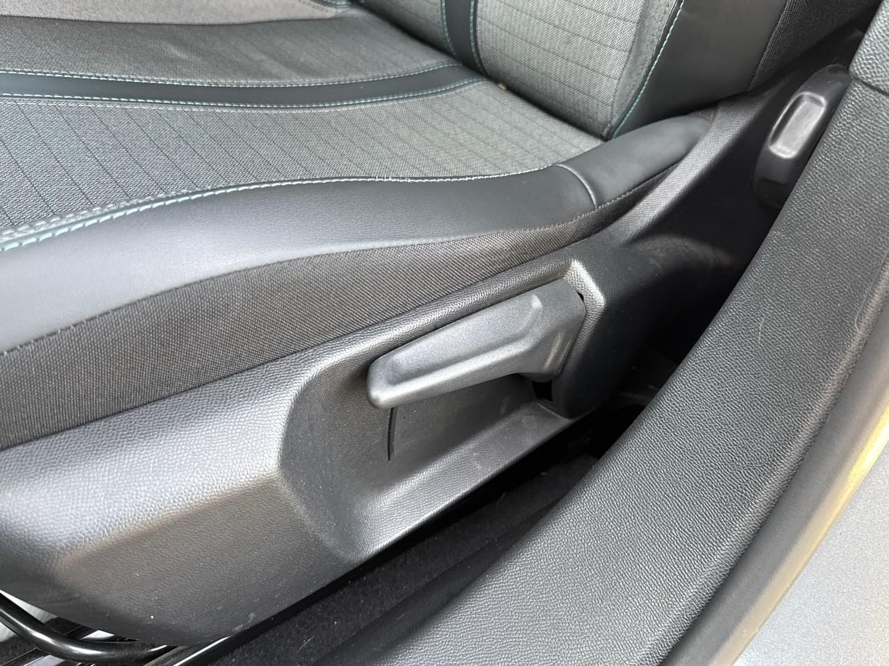 Peugeot Peugeot 2008 usata, con avviso superamento corsia 180 e 112