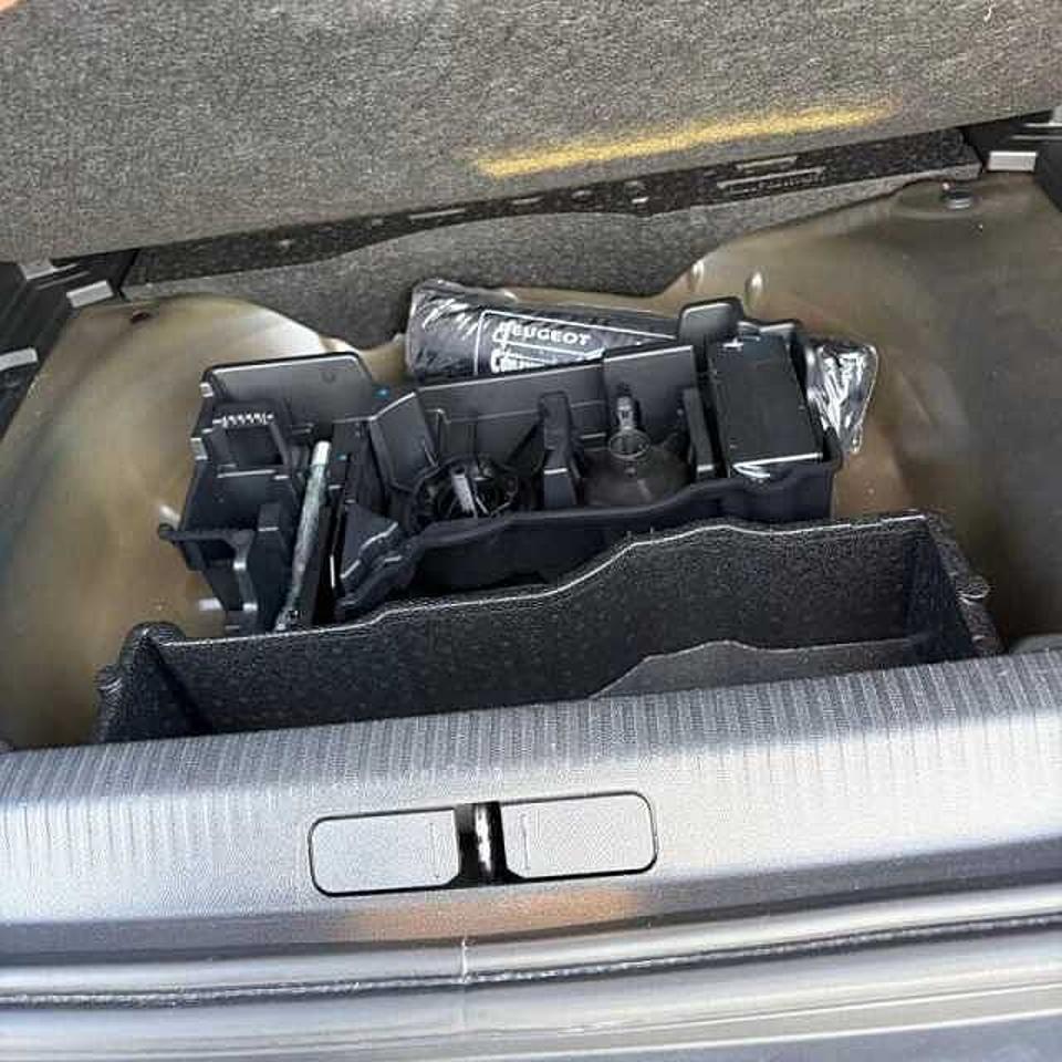 Peugeot Peugeot 2008 usata, con Rivestimento interno