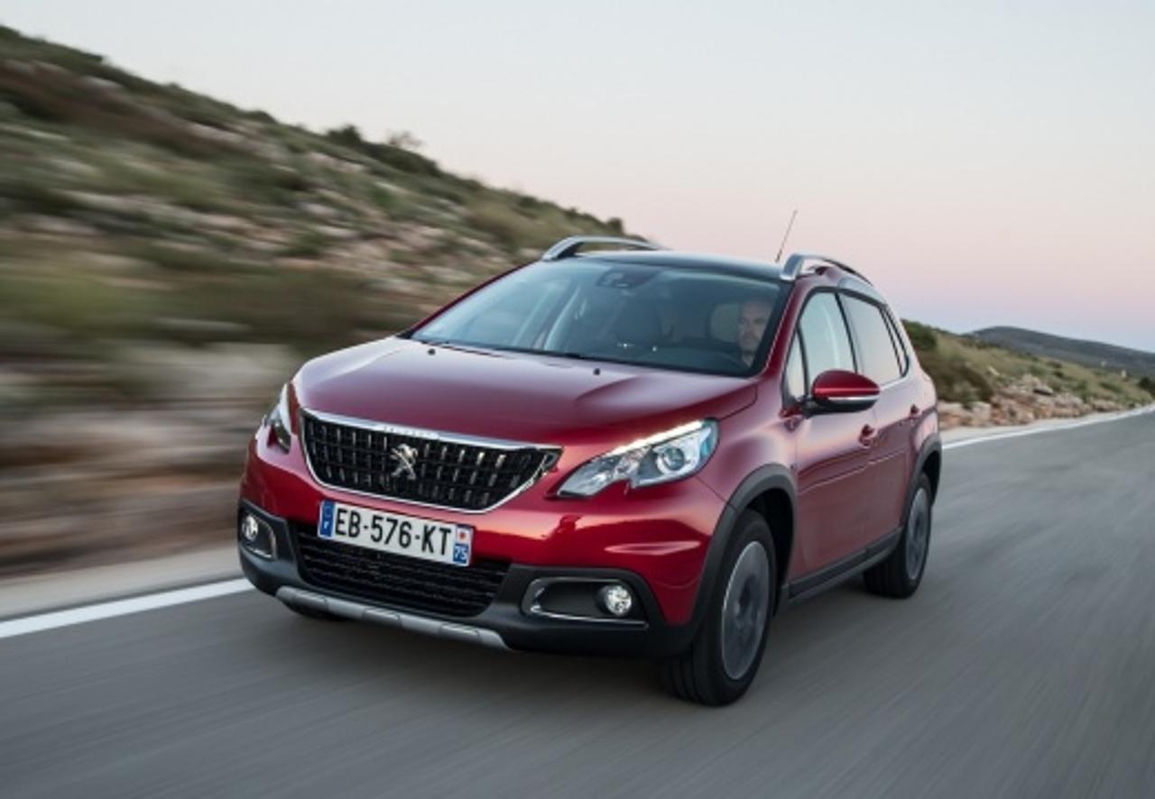 Peugeot Peugeot 2008 usata, con Caricabatterie di bordo da 11 kW