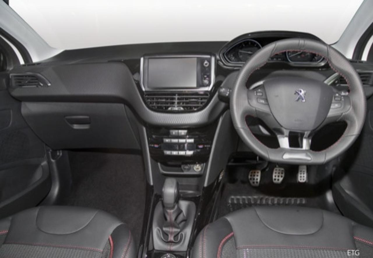 Peugeot Peugeot 2008 usata 17