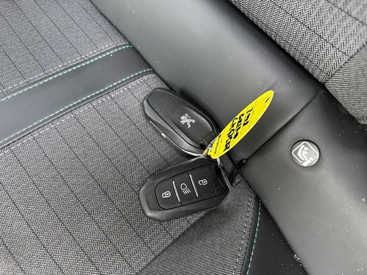 Peugeot Peugeot 2008 usata, con Climatizzatore