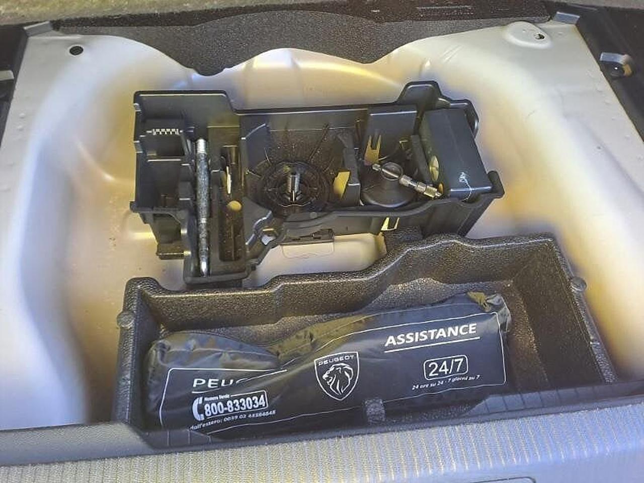 Peugeot Peugeot 2008 usata 9