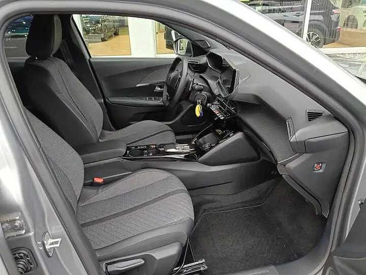 Peugeot Peugeot 2008 usata, con Climatizzatore