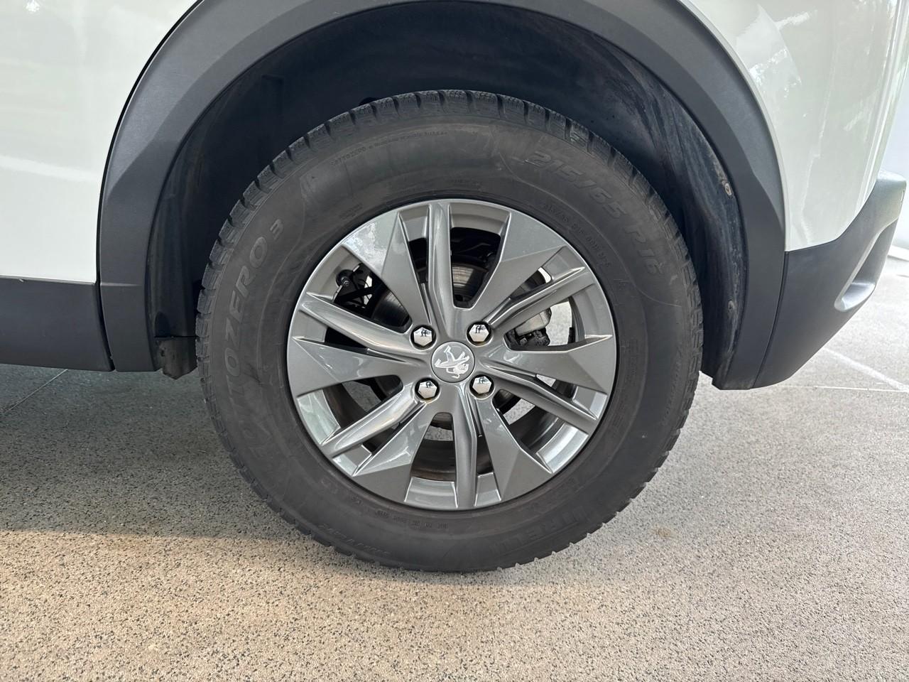 Peugeot 2008 - Foto 3