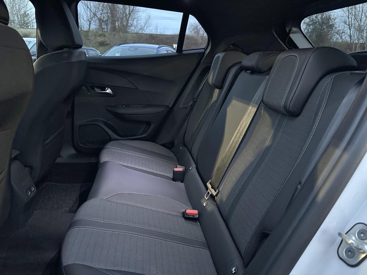 Peugeot Peugeot 2008 usata, con Climatizzatore