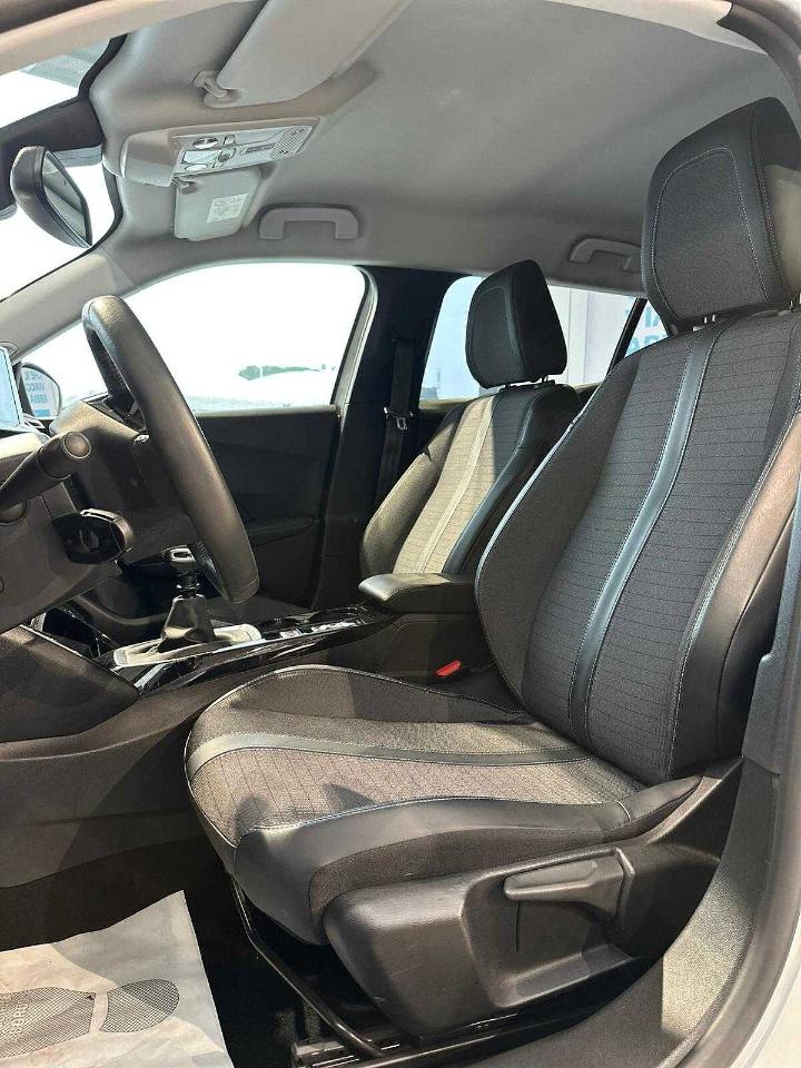 Peugeot Peugeot 2008 usata, con Sistema Keyless