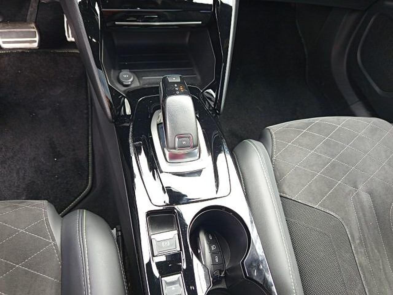 Peugeot Peugeot 2008 usata 12