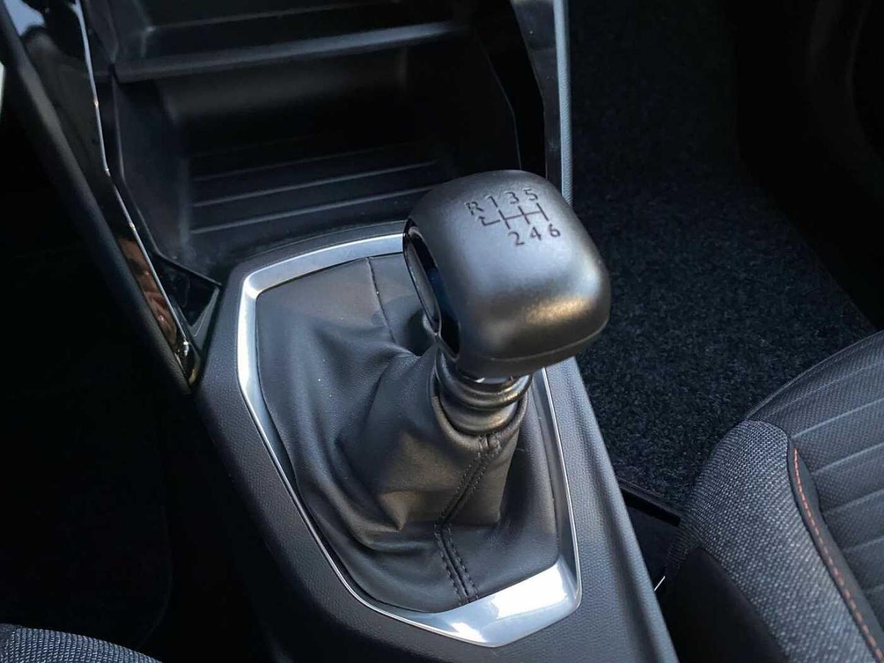 Peugeot Peugeot 2008 usata 16