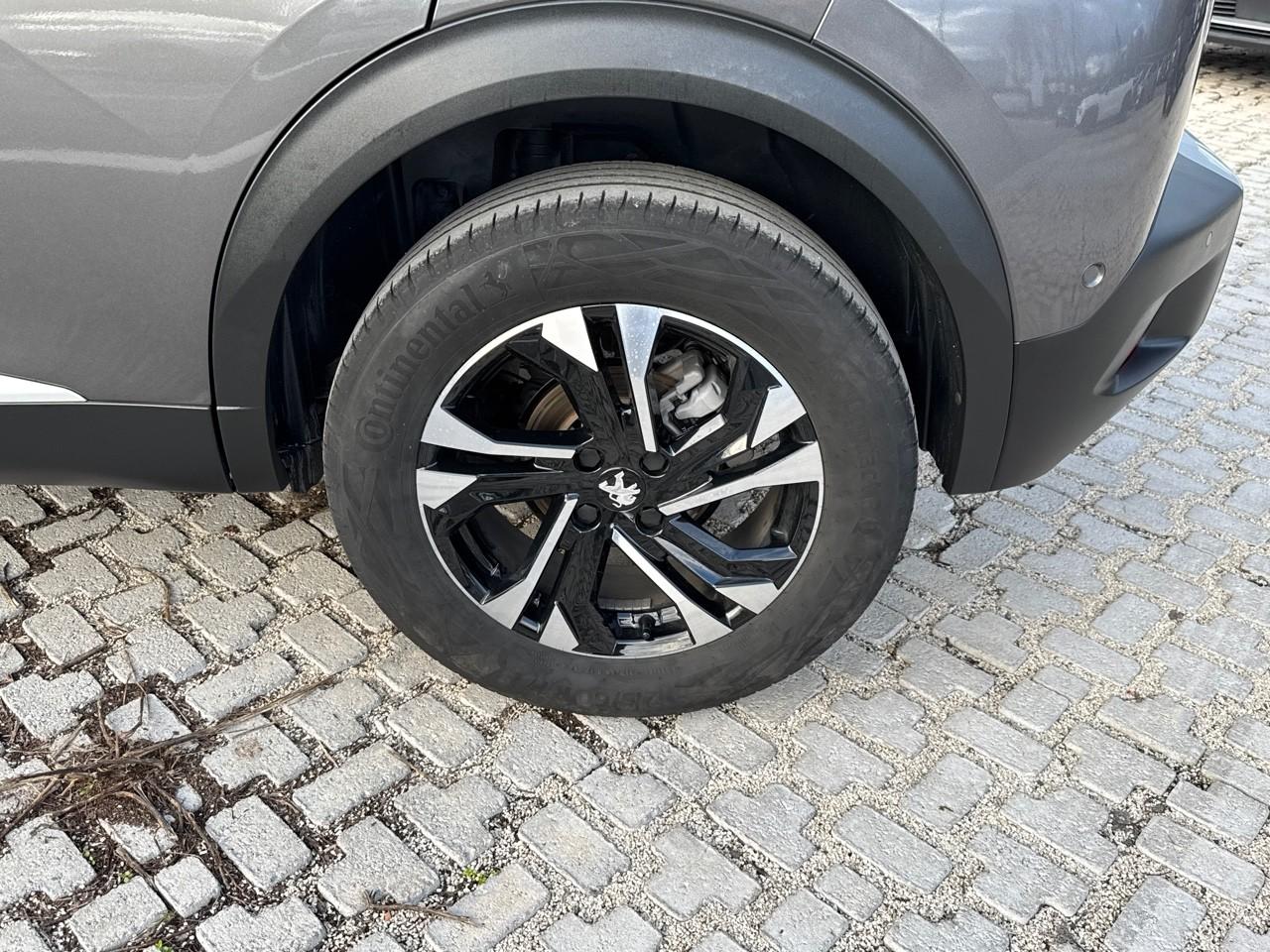 Peugeot Peugeot 2008 usata, con GPS