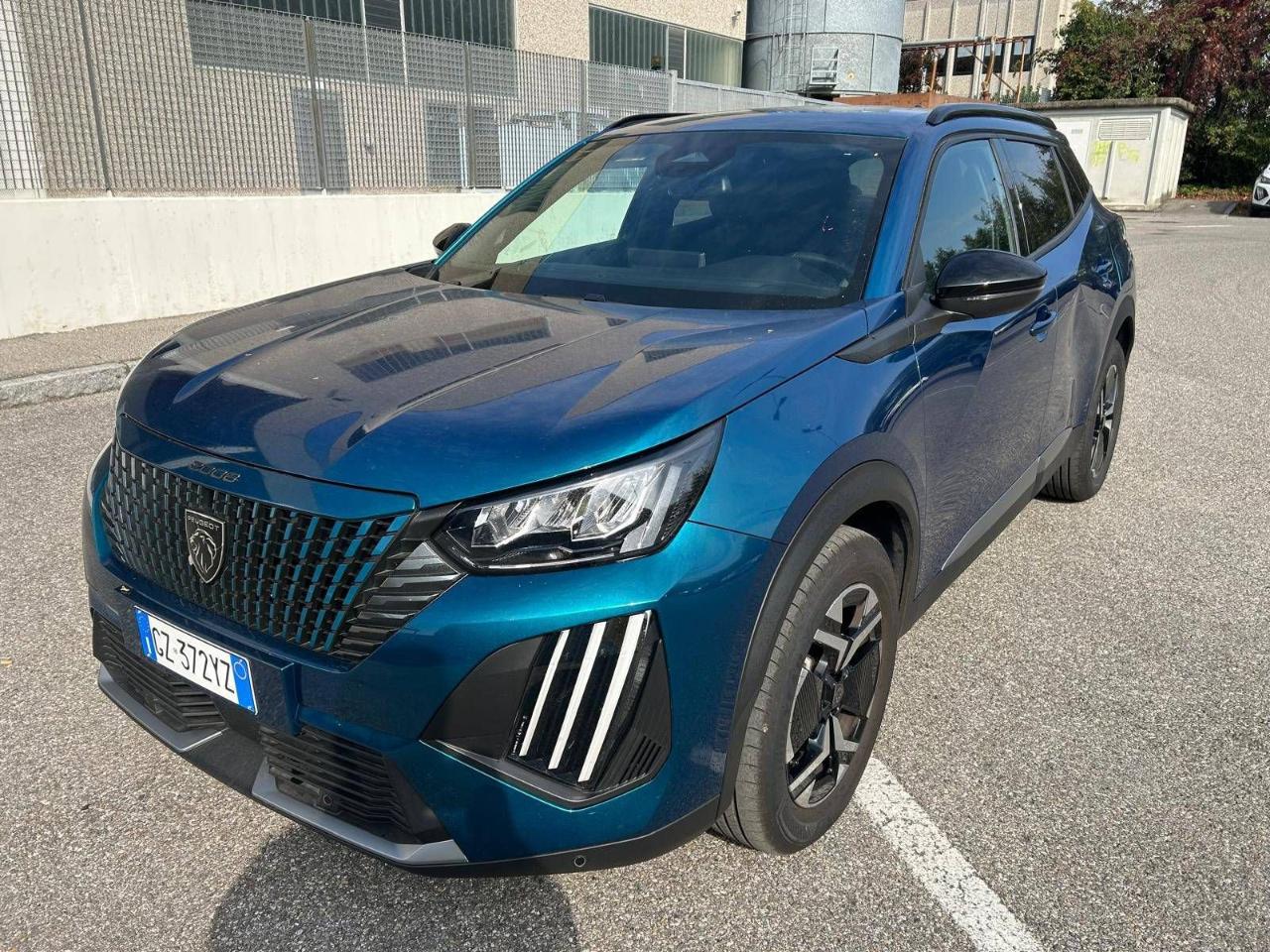 peugeot 2008 2008 1.2 puretech allure s and amp,s 130cv eat8 usata