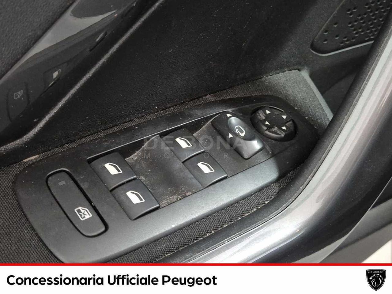 Peugeot Peugeot 2008 usata 12