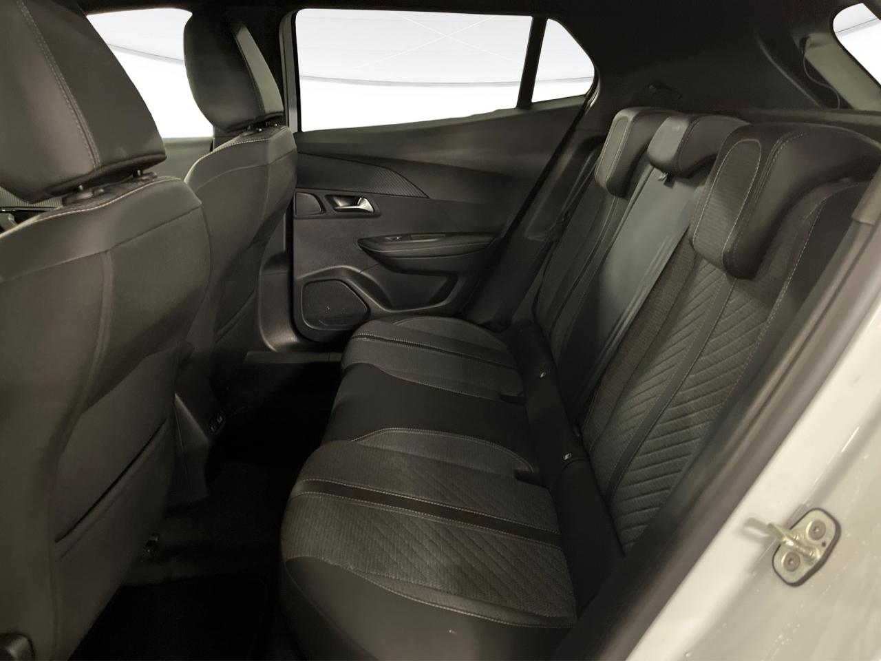 Peugeot Peugeot 2008 usata 13