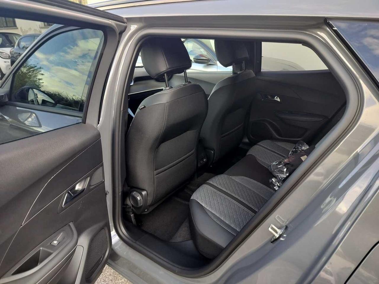 Peugeot Peugeot 2008 usata 17