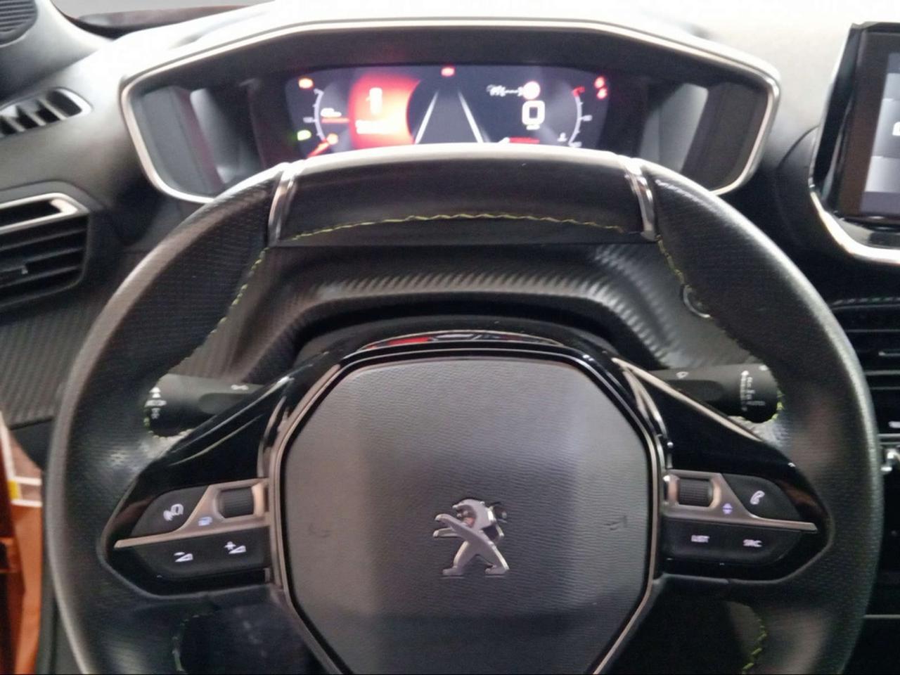Peugeot 2008 - Foto 2
