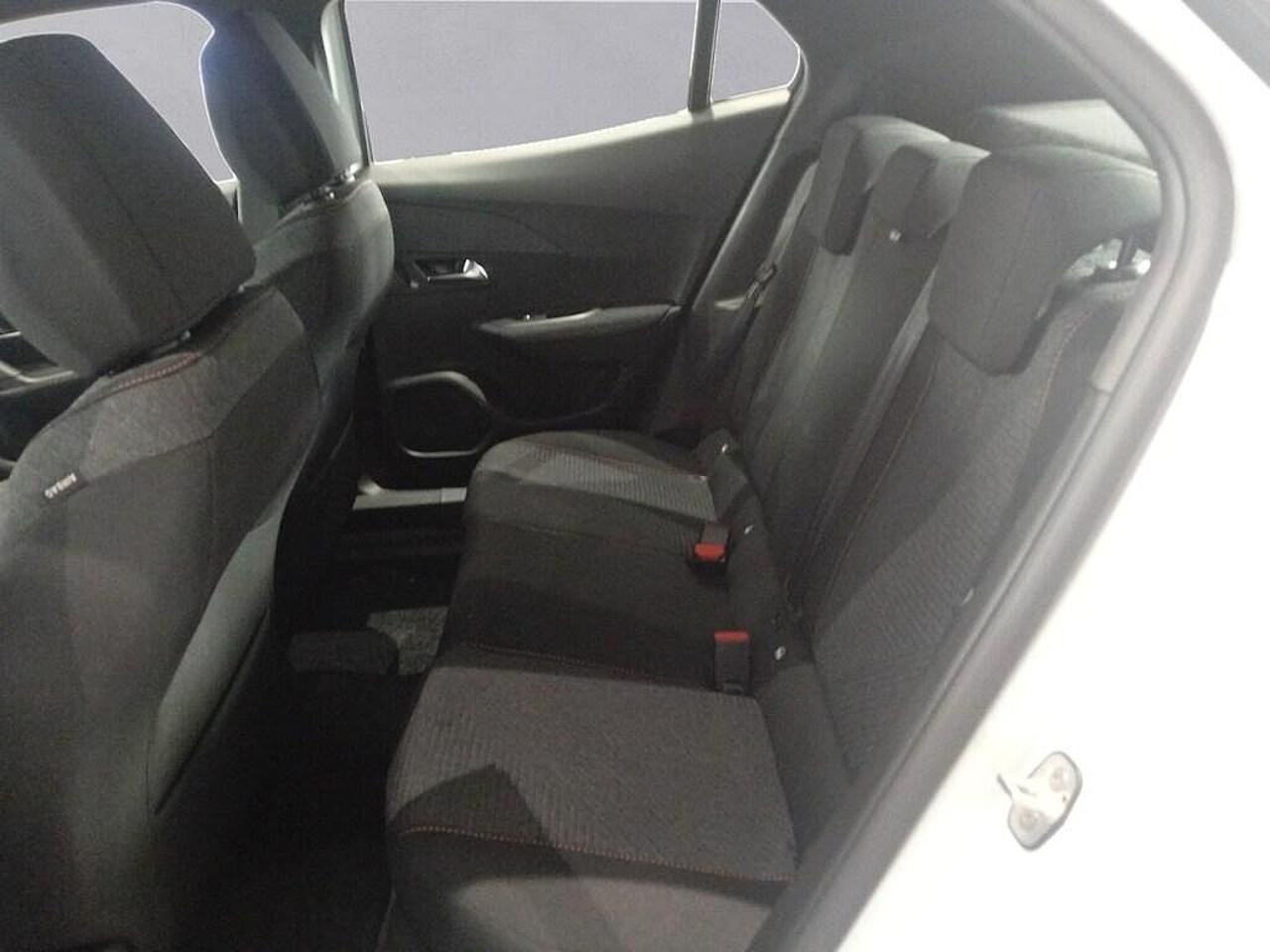 Peugeot Peugeot 2008 usata, con GPS