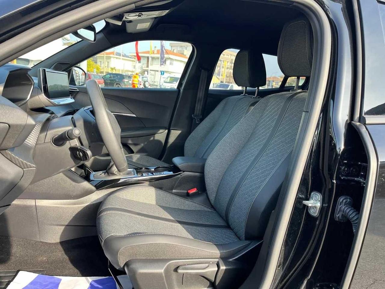 Peugeot Peugeot 2008 usata, con Climatizzatore