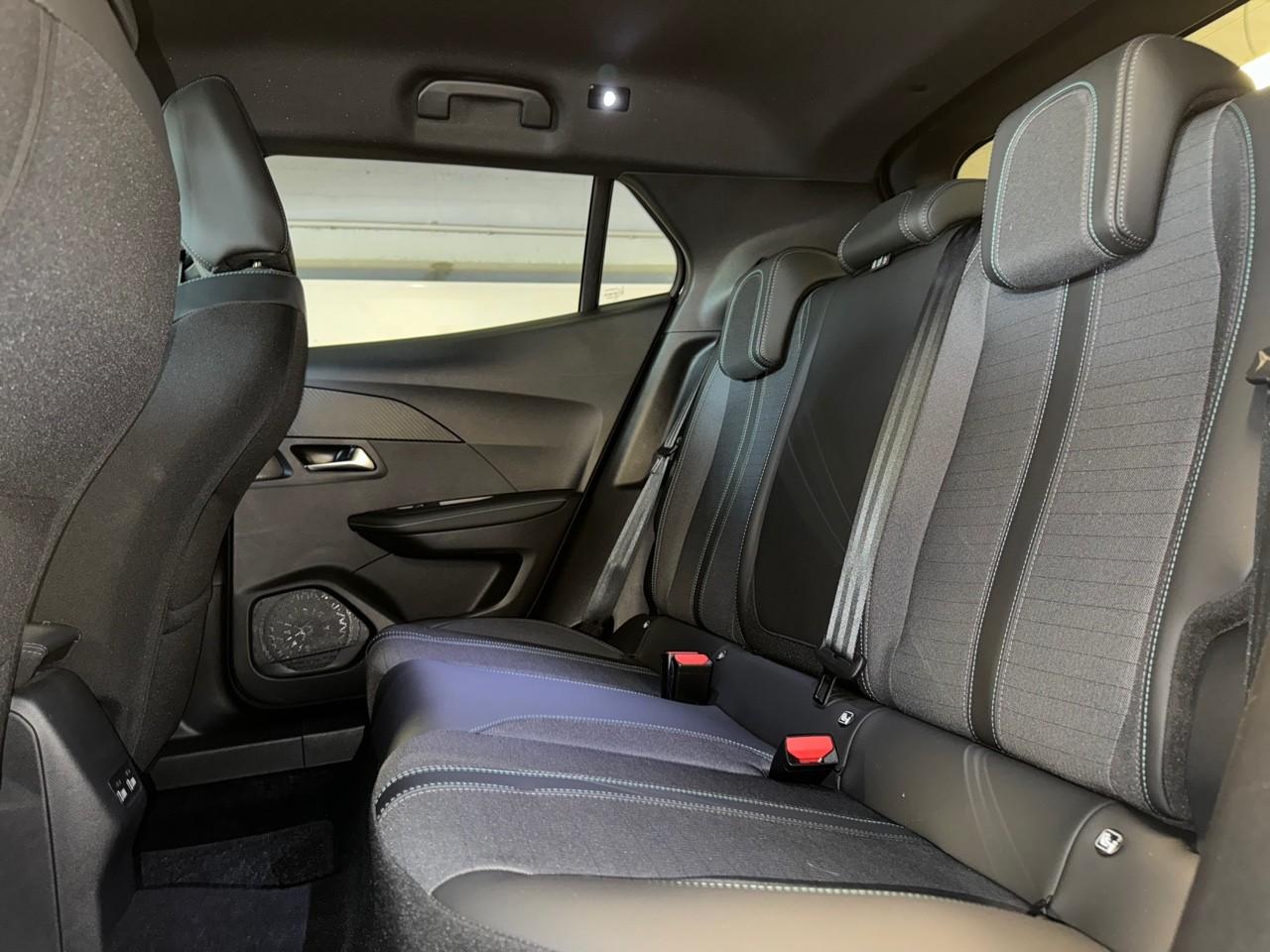 Peugeot Peugeot 2008 usata, con Climatizzatore