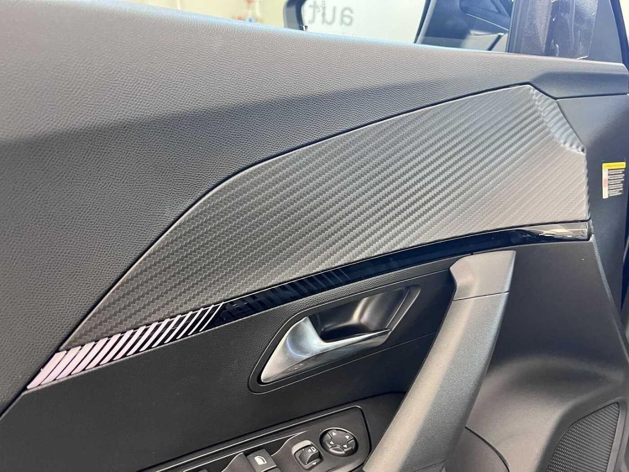 Peugeot 2008 - Foto 2