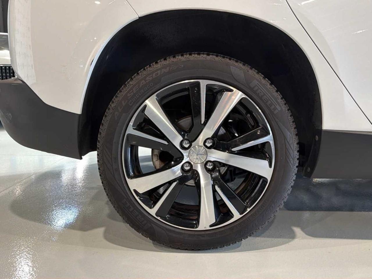 Peugeot 2008 - Foto 5