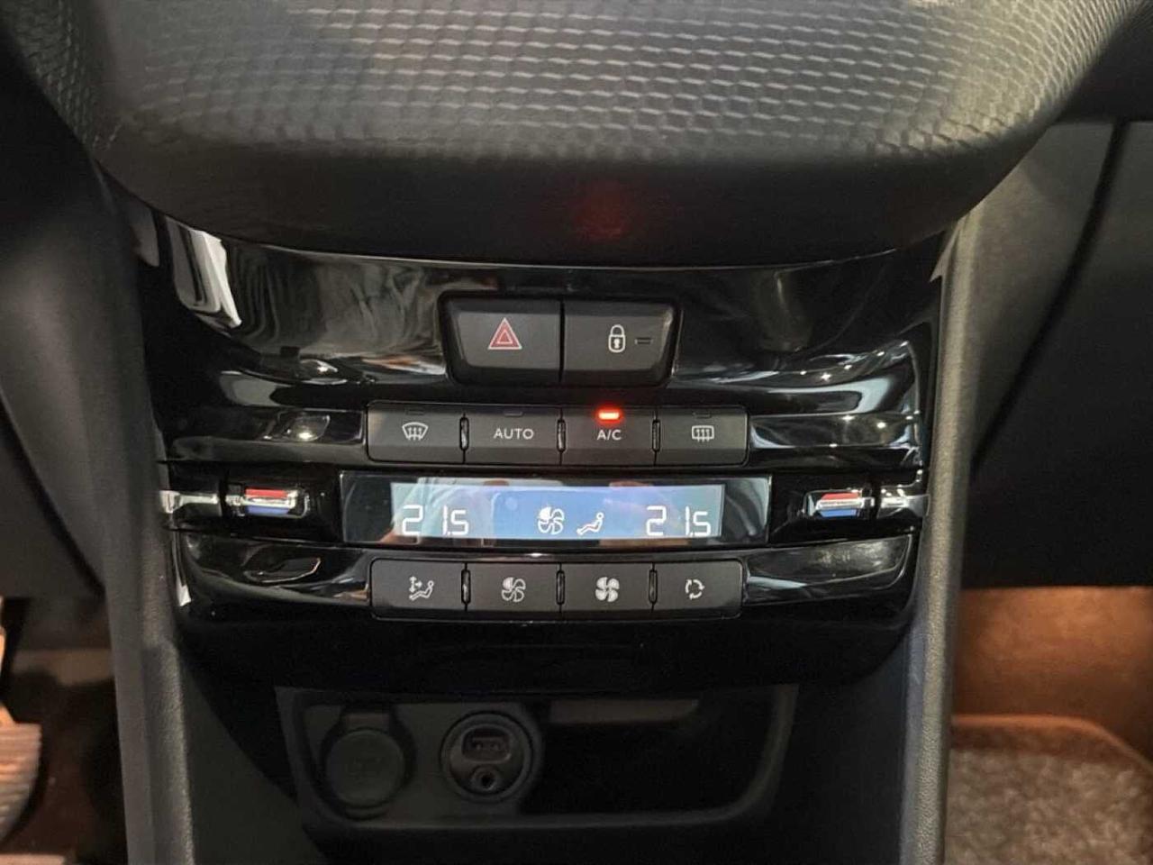 Peugeot Peugeot 2008 usata 12