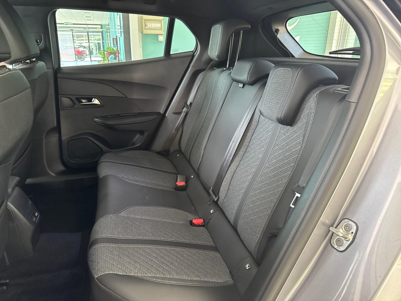 Peugeot 2008 - Foto 2