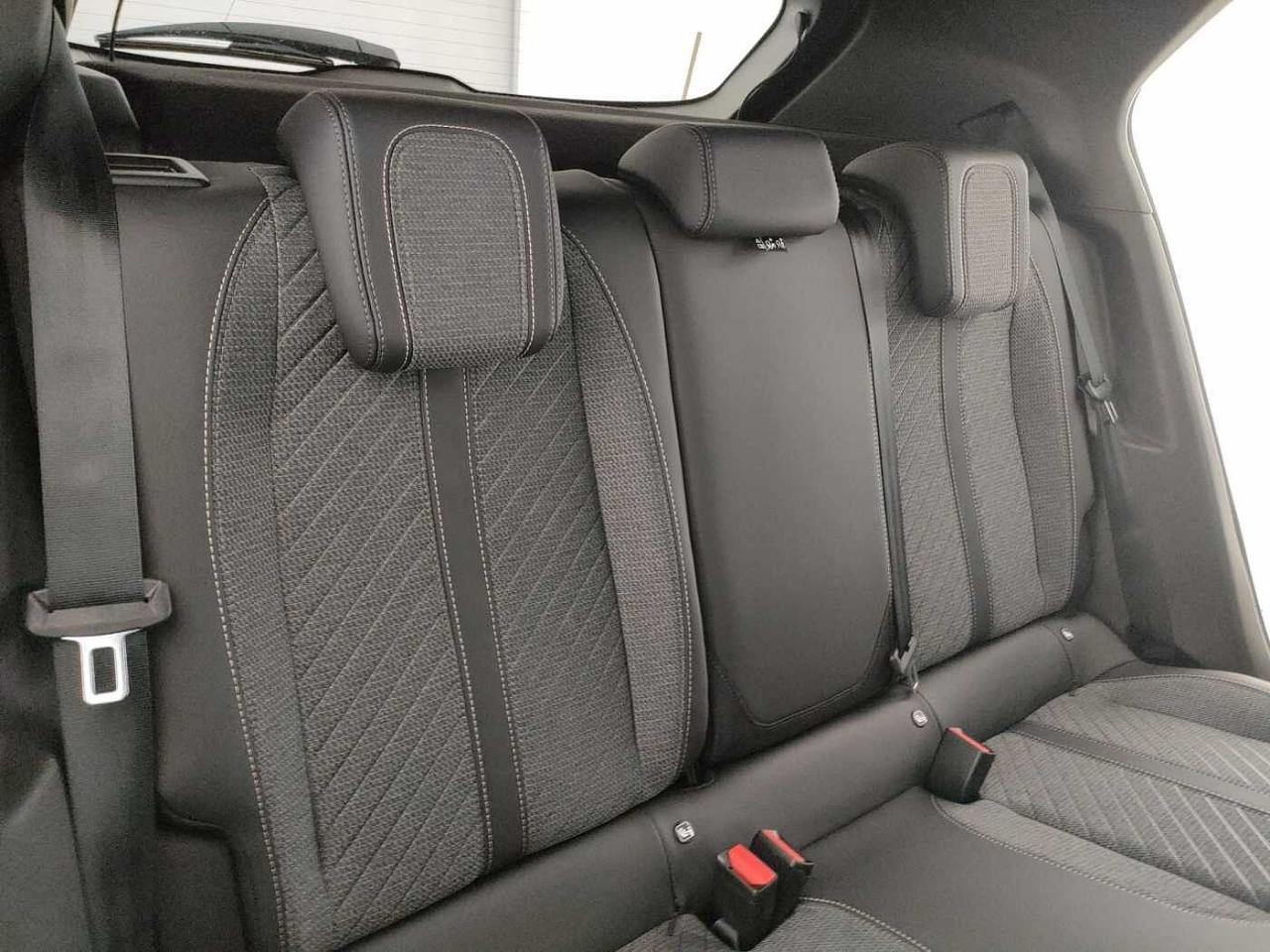 Peugeot 2008 - Foto 4