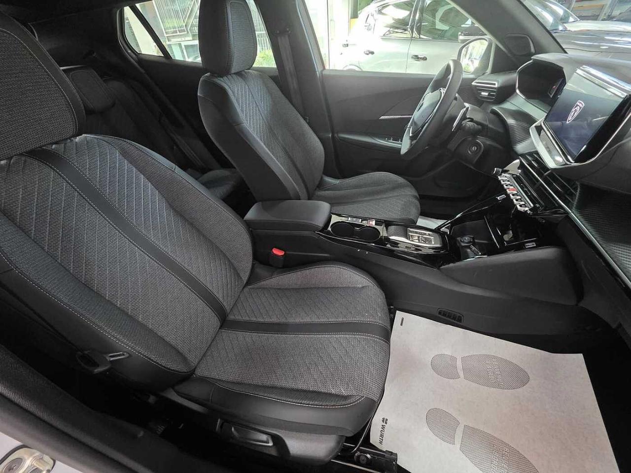 Peugeot Peugeot 2008 usata, con Climatizzatore