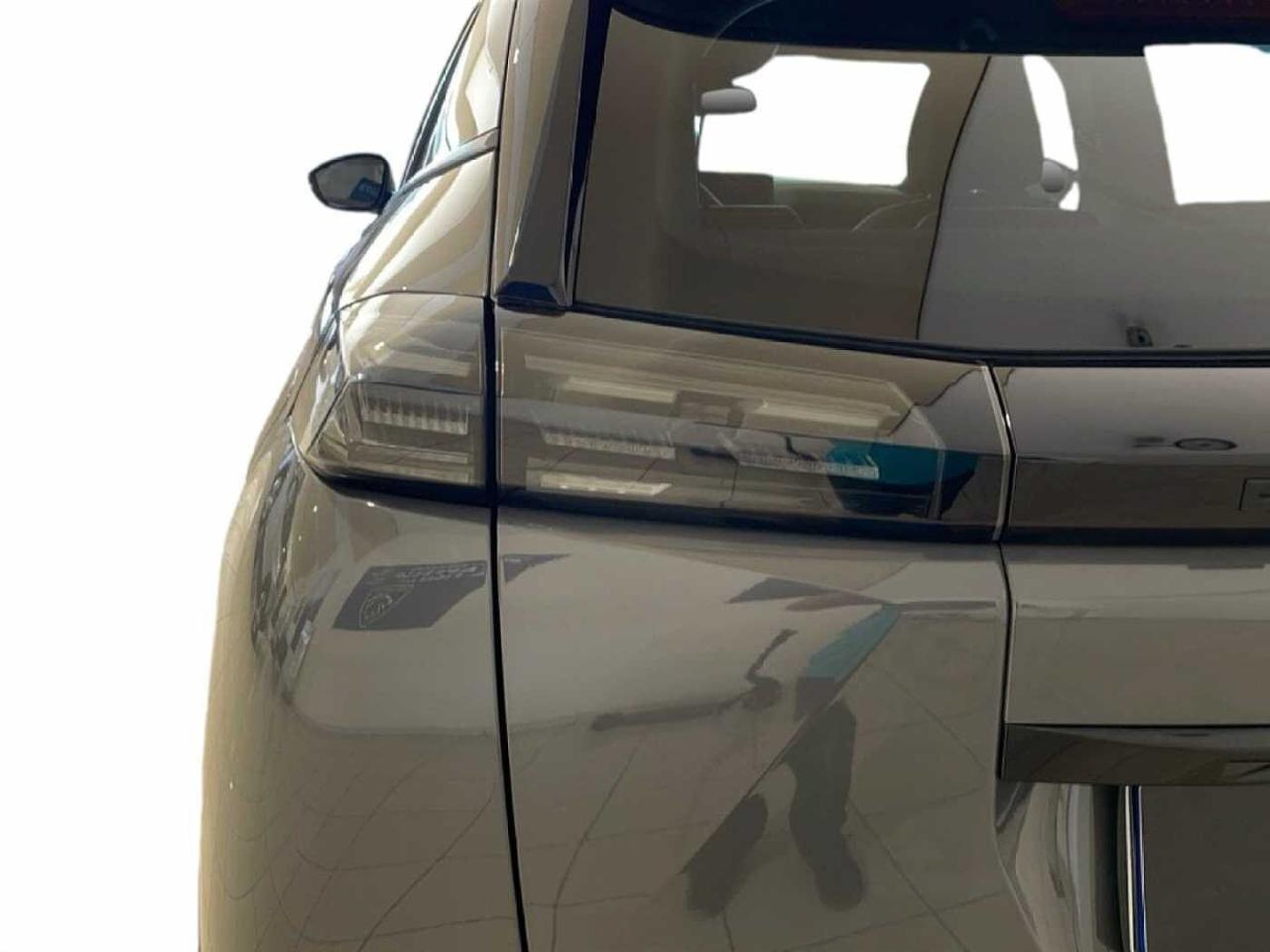 Peugeot 2008 - Foto 2
