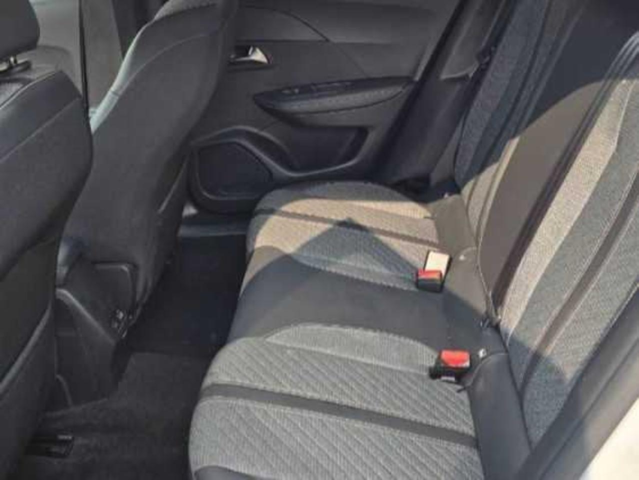 Peugeot 2008 - Foto 2