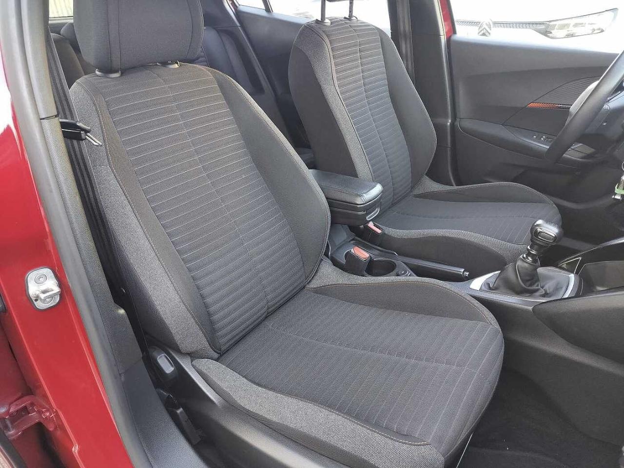 Peugeot 2008 - Foto 2