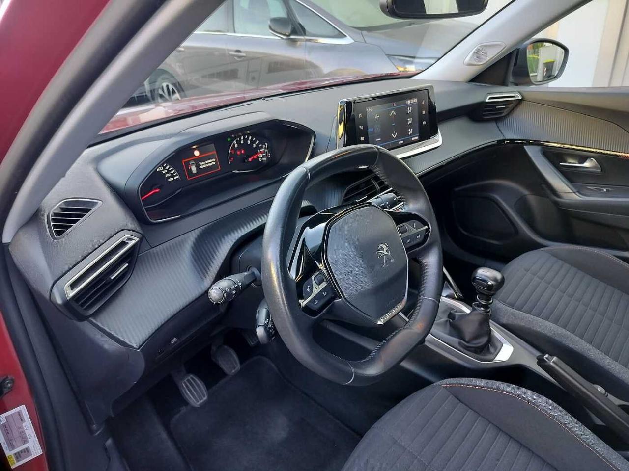 Peugeot 2008 - Foto 4