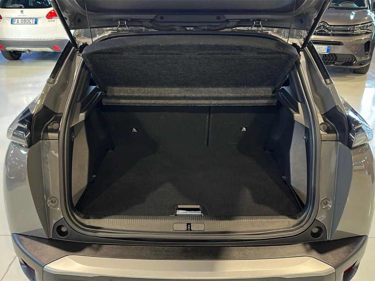 Peugeot 2008 - Foto 4