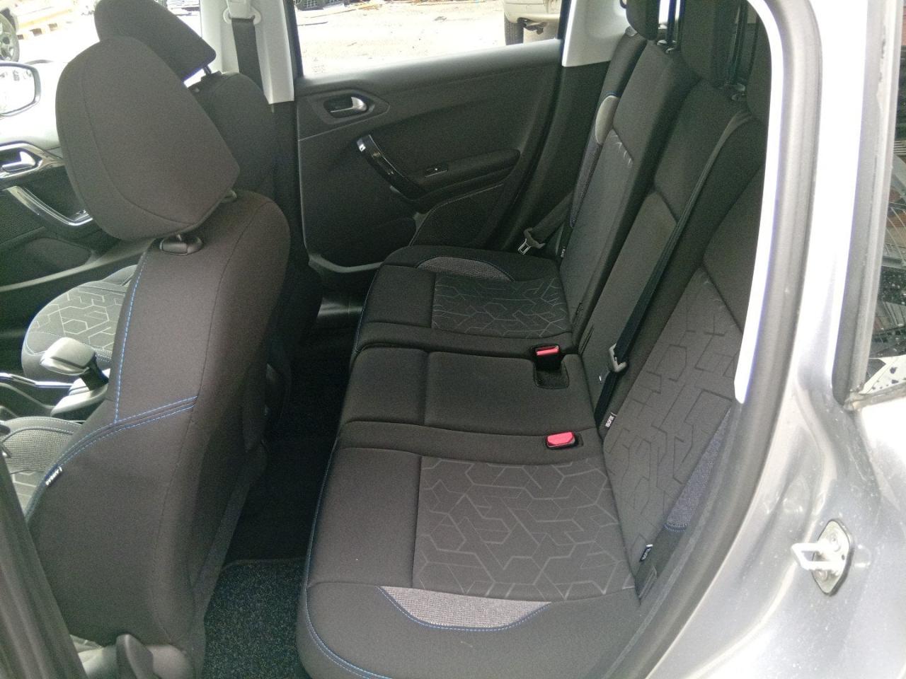 Peugeot 2008 - Foto 3