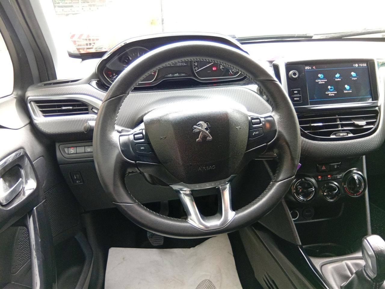 Peugeot 2008 - Foto 4