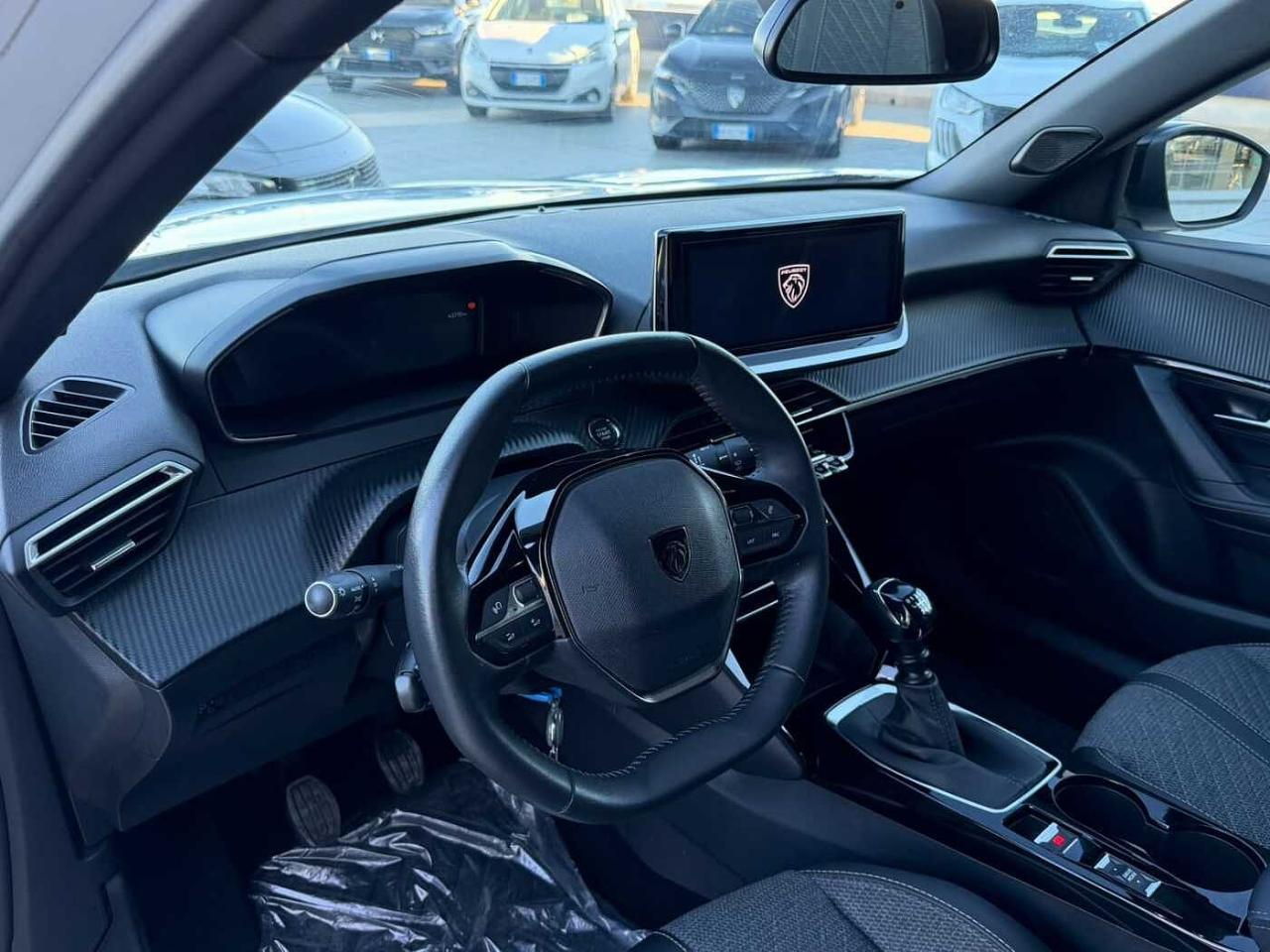 Peugeot 2008 - Foto 3