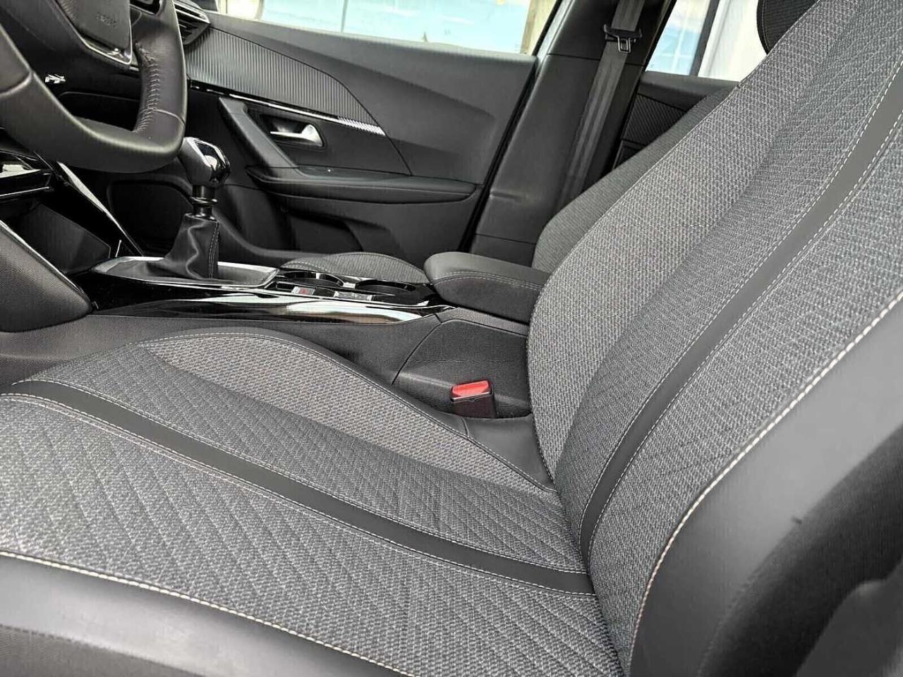 Peugeot Peugeot 2008 usata 9