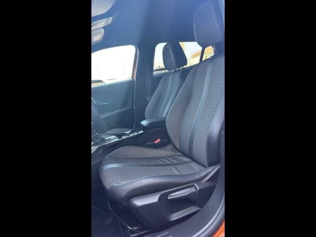 Peugeot 2008 - Foto 4