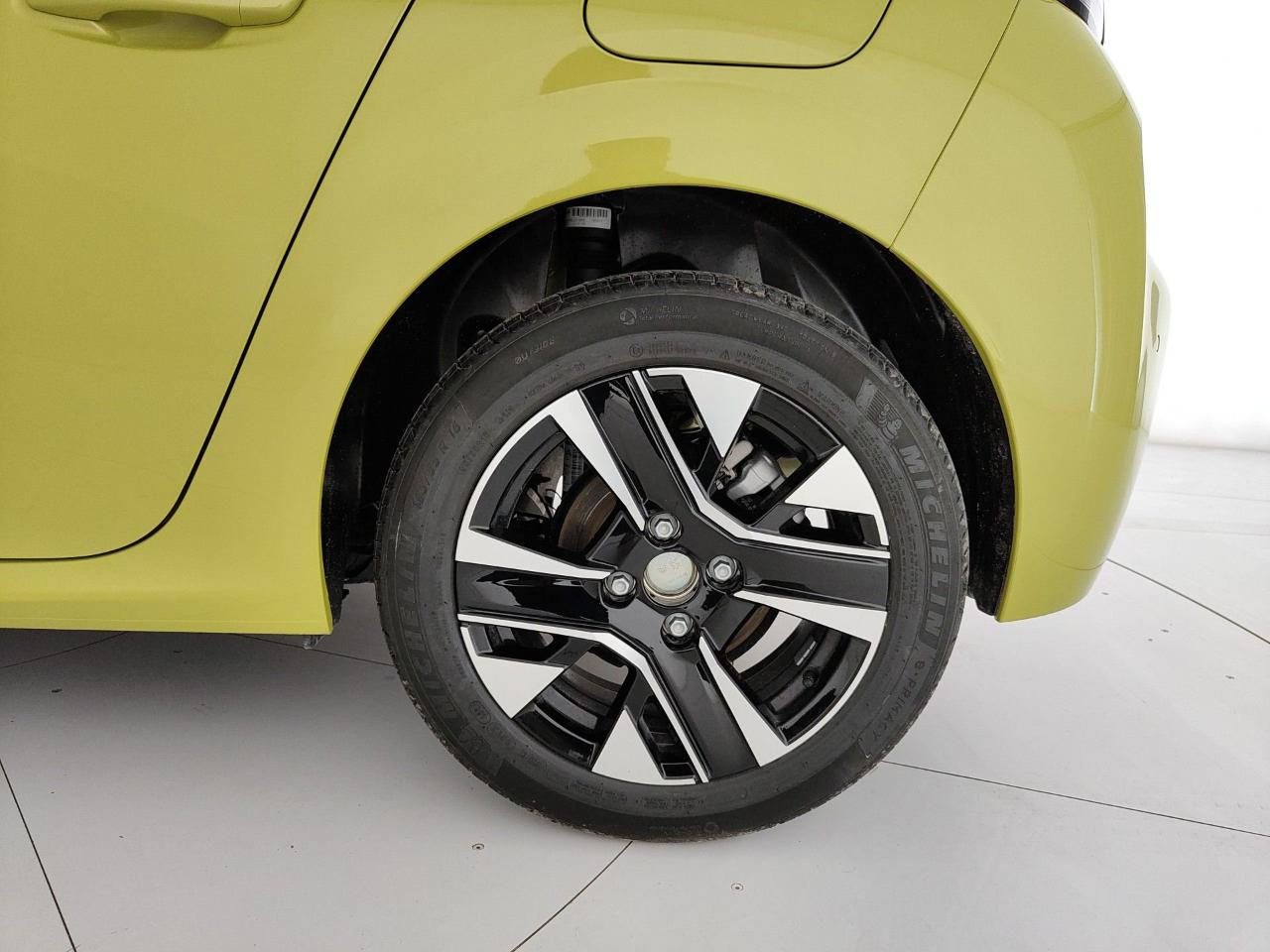 Peugeot 208 - Foto 3