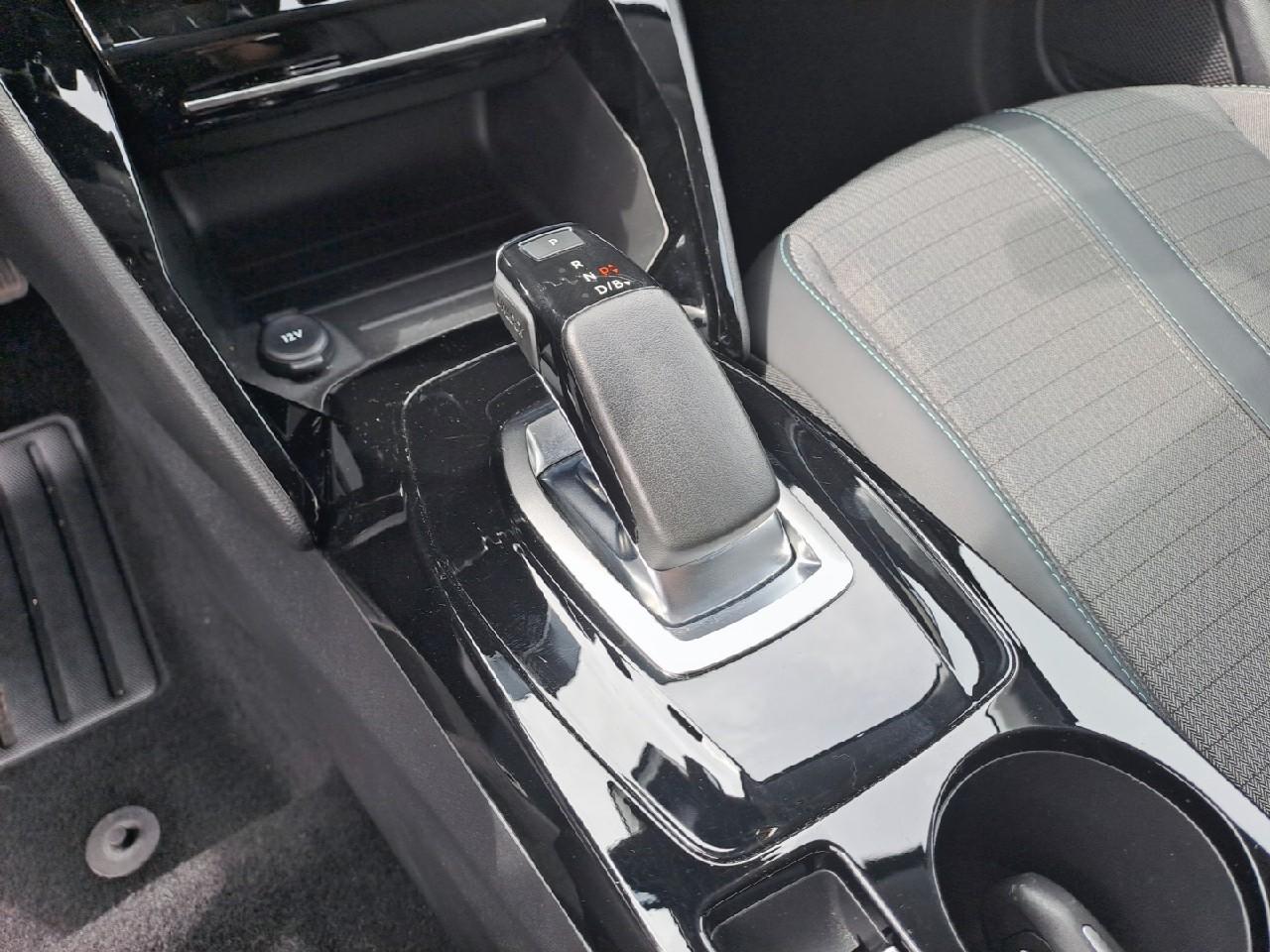 Peugeot Peugeot 208 usata 9