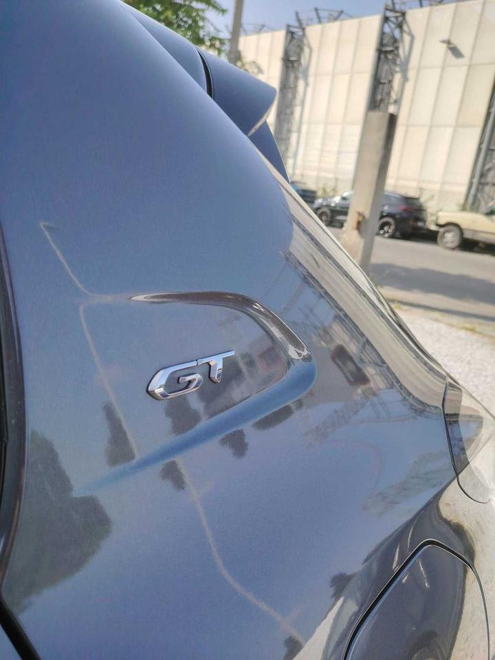 Peugeot Peugeot 208 usata, con 2 maniglie interne per passeggeri posteriori