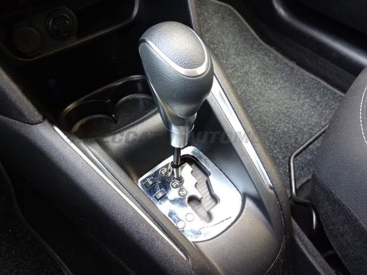 Peugeot Peugeot 208 usata, con alzacristalli elettrici