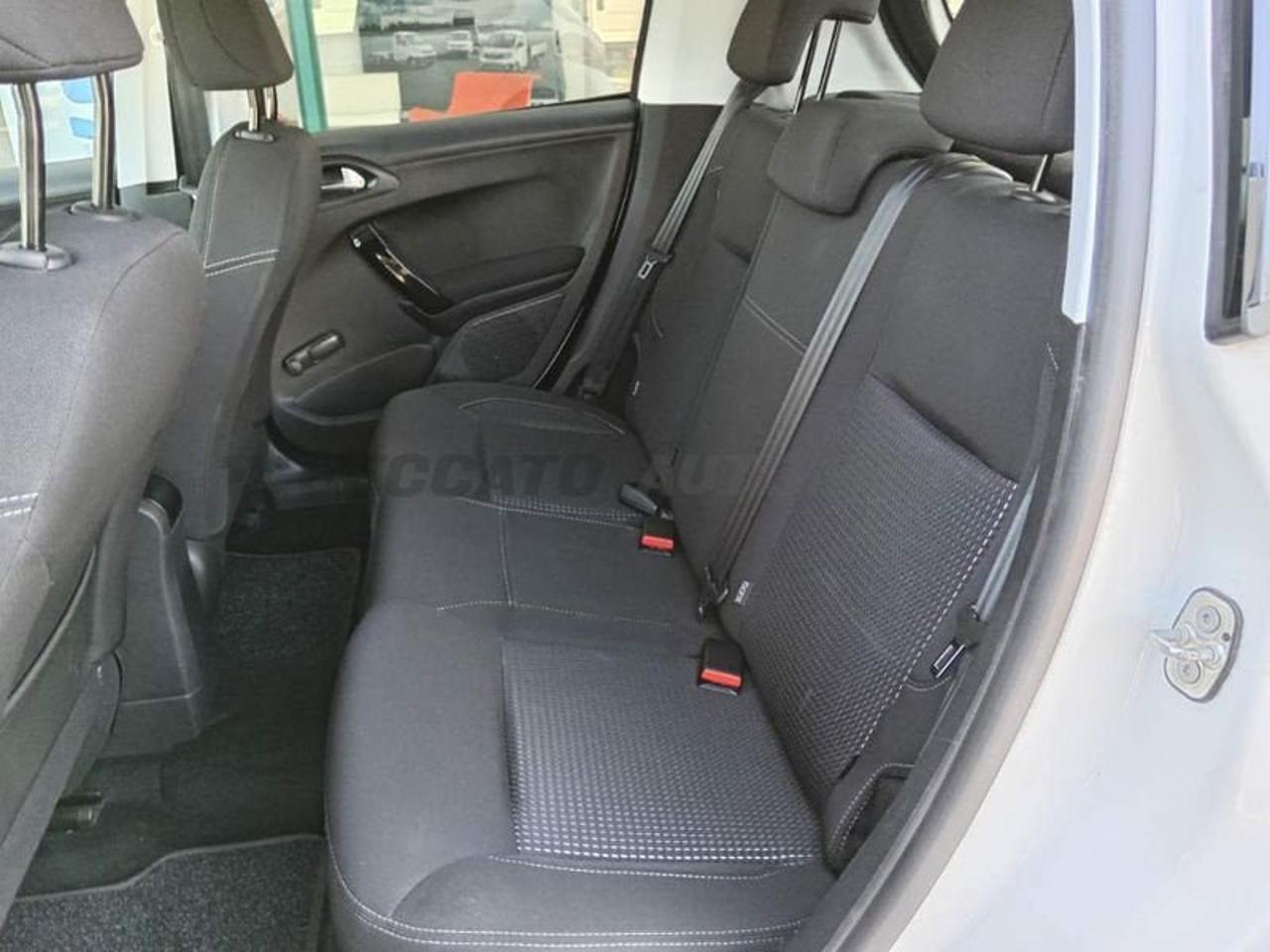 Peugeot Peugeot 208 usata, con esp