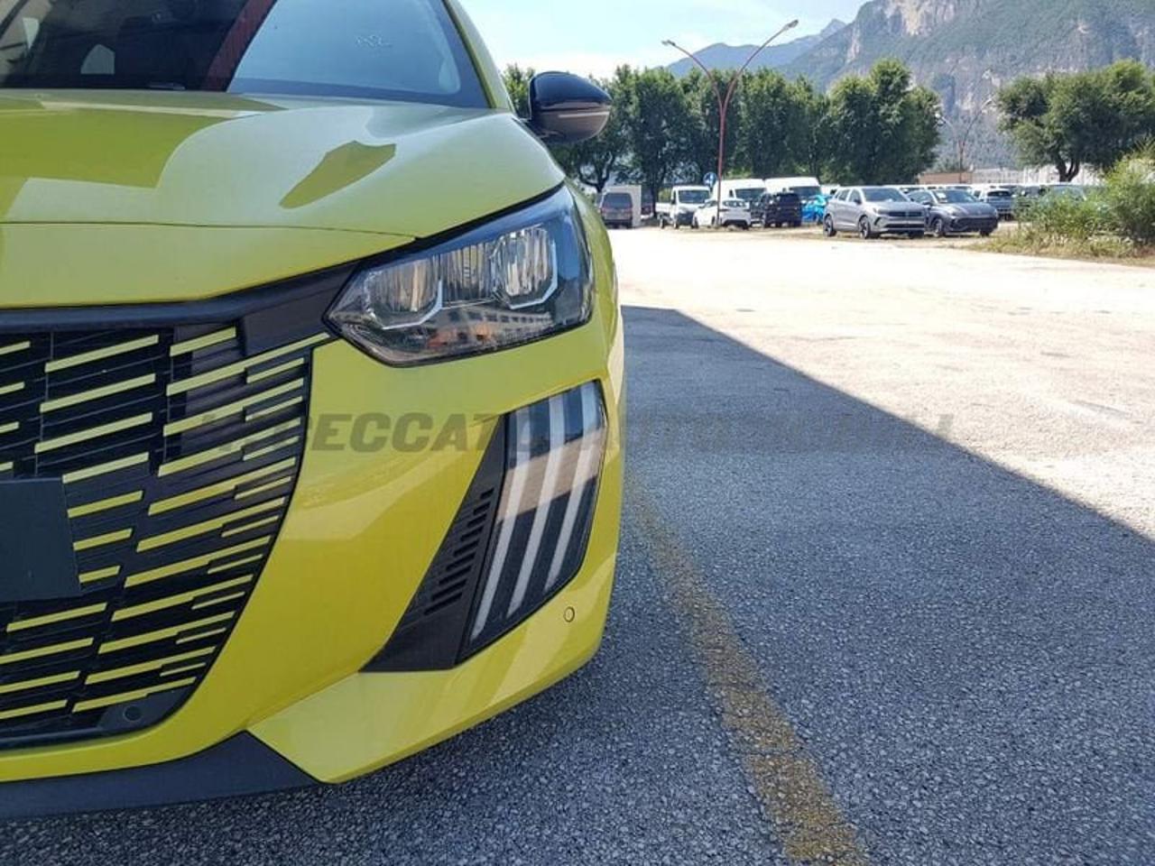 Peugeot Peugeot 208 usata 9