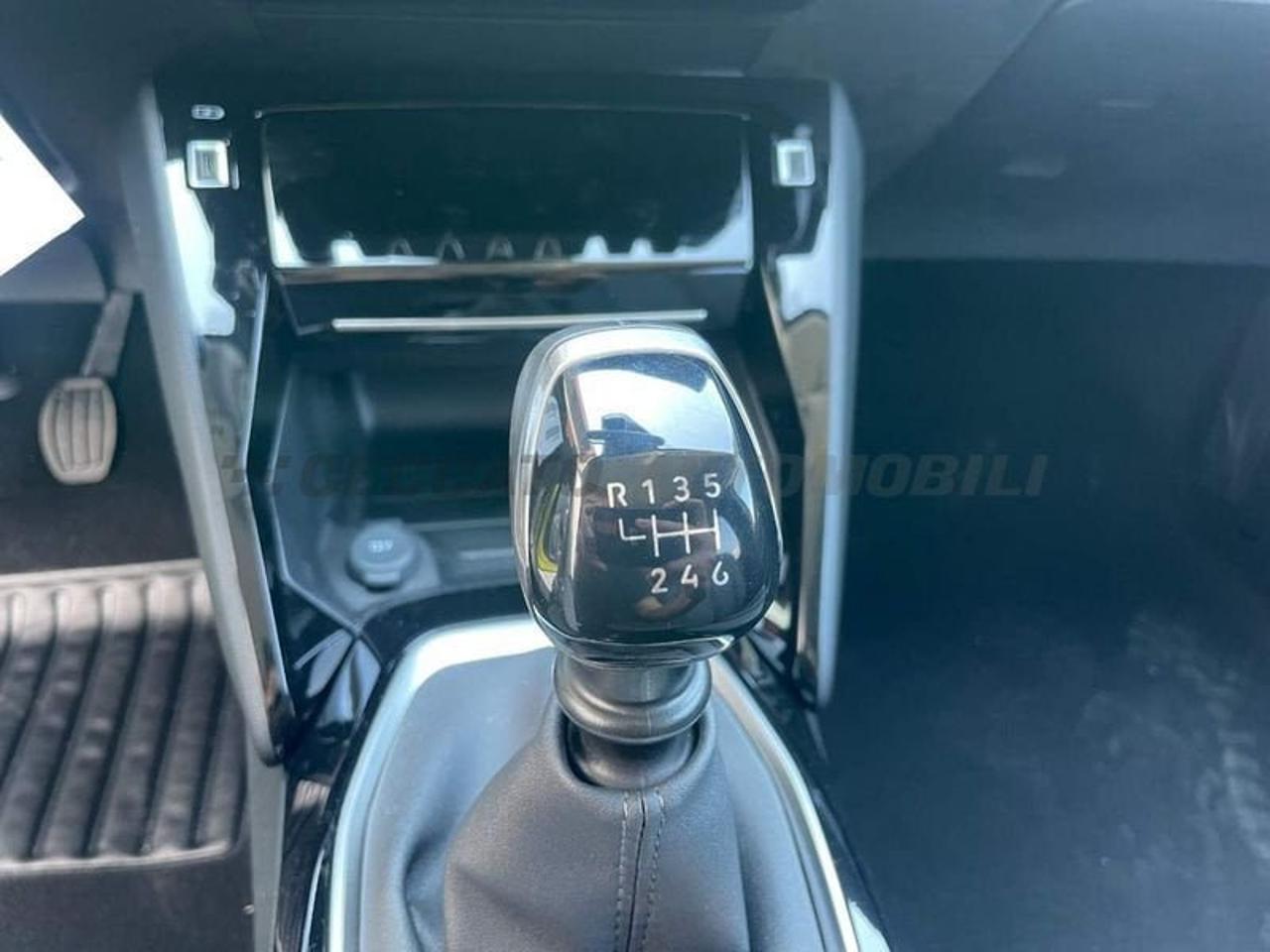 Peugeot Peugeot 208 usata, con cerchi in lega