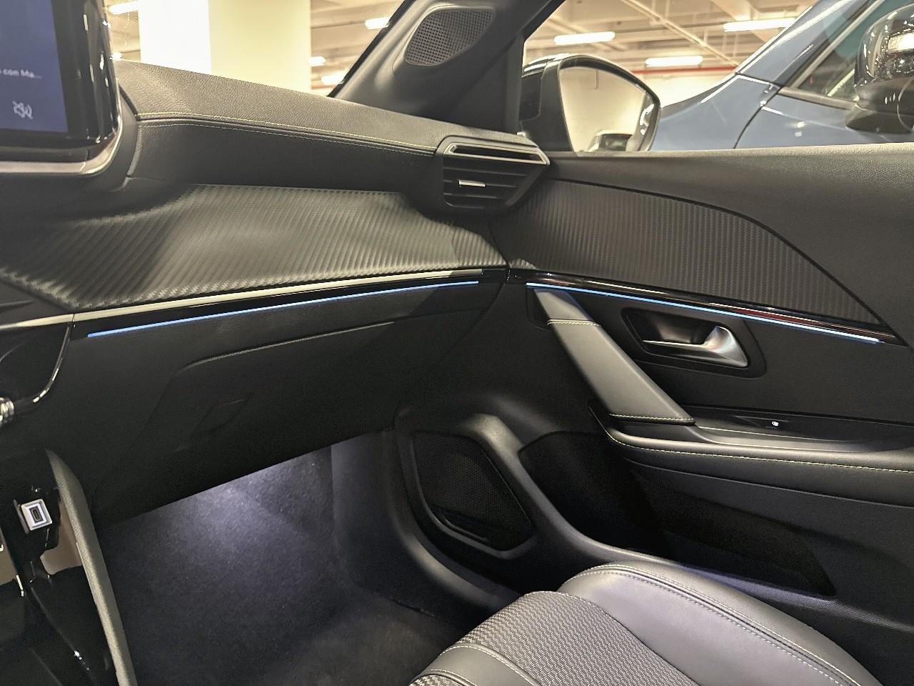 Peugeot Peugeot 208 usata, con avviso superamento corsia